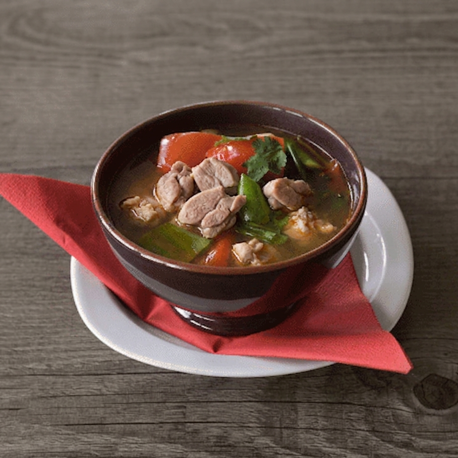 Tom yam kai